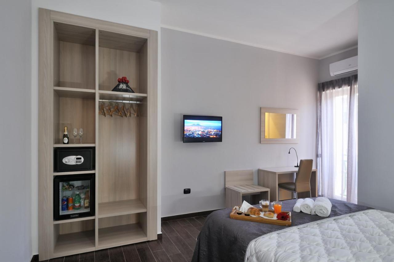 B&B Il Bacio Di Napoli Luaran gambar